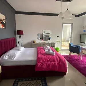 Guest's , Pogradec Albanien
